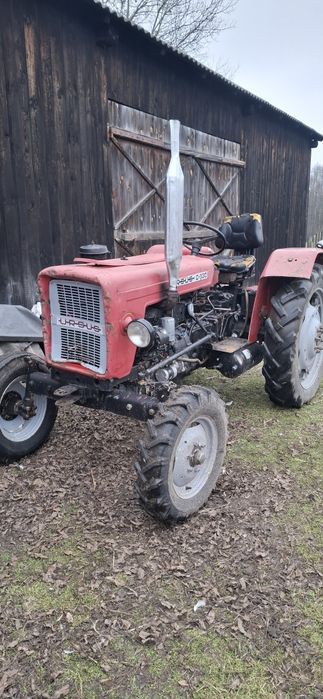 Ciagnik URSUS C-330 83R sprawny zam c3603p MF T 25