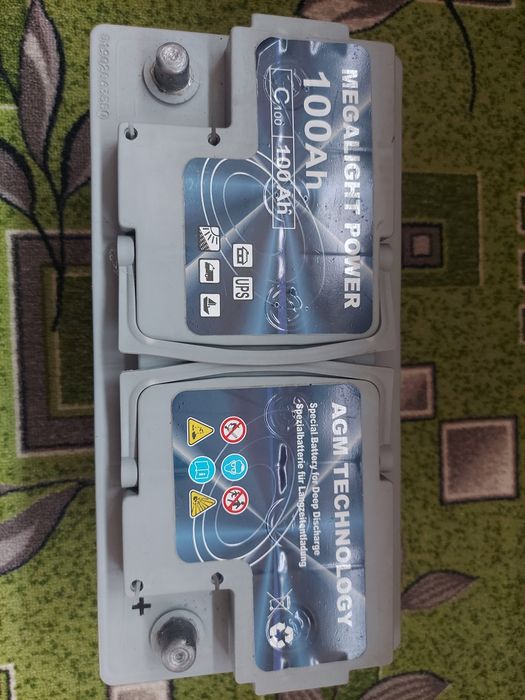 аккумулятор 100 AGM