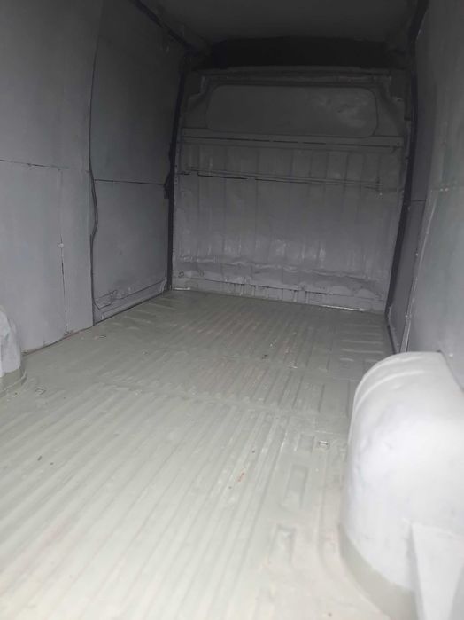 Авто на продаж Рено