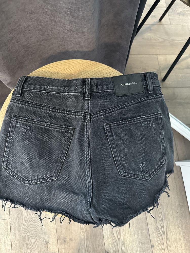 Шорти pull & bear