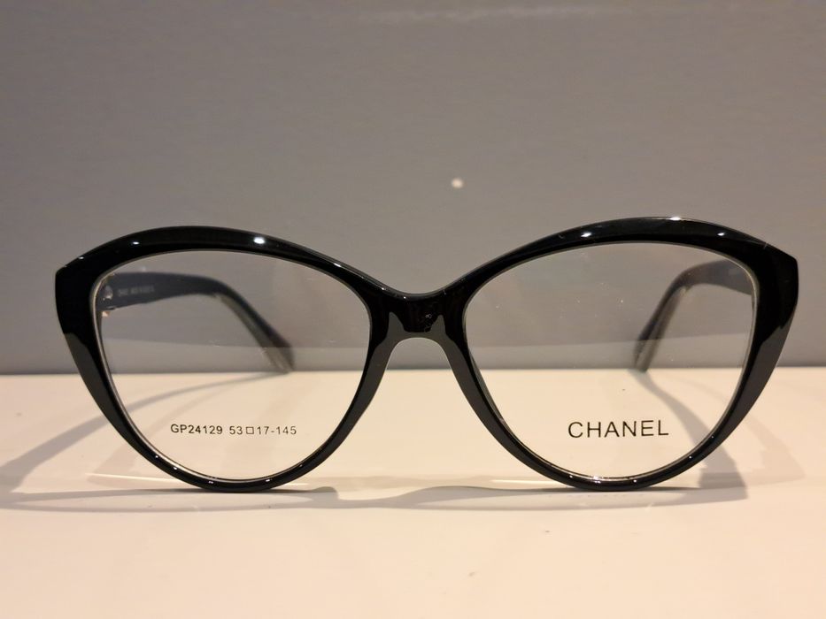 CHANEL czarne damskie okulary zerówki zlote logo serduszko kocie