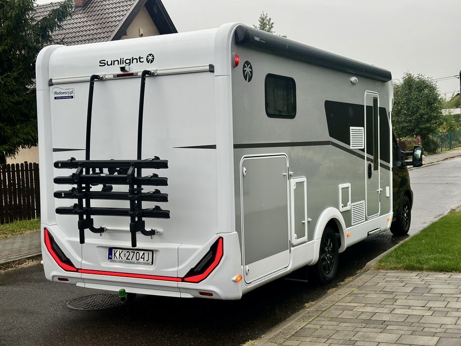 Kamper wynajem VW T6 Knaus Bulli lub Ford Sunlight 5 osob AUTOMAT