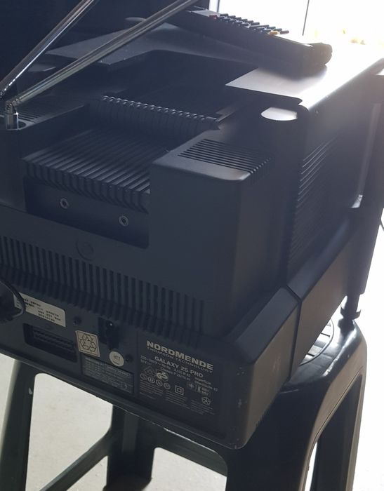 Televisão de coleçõa nordmende a 220 e 12v