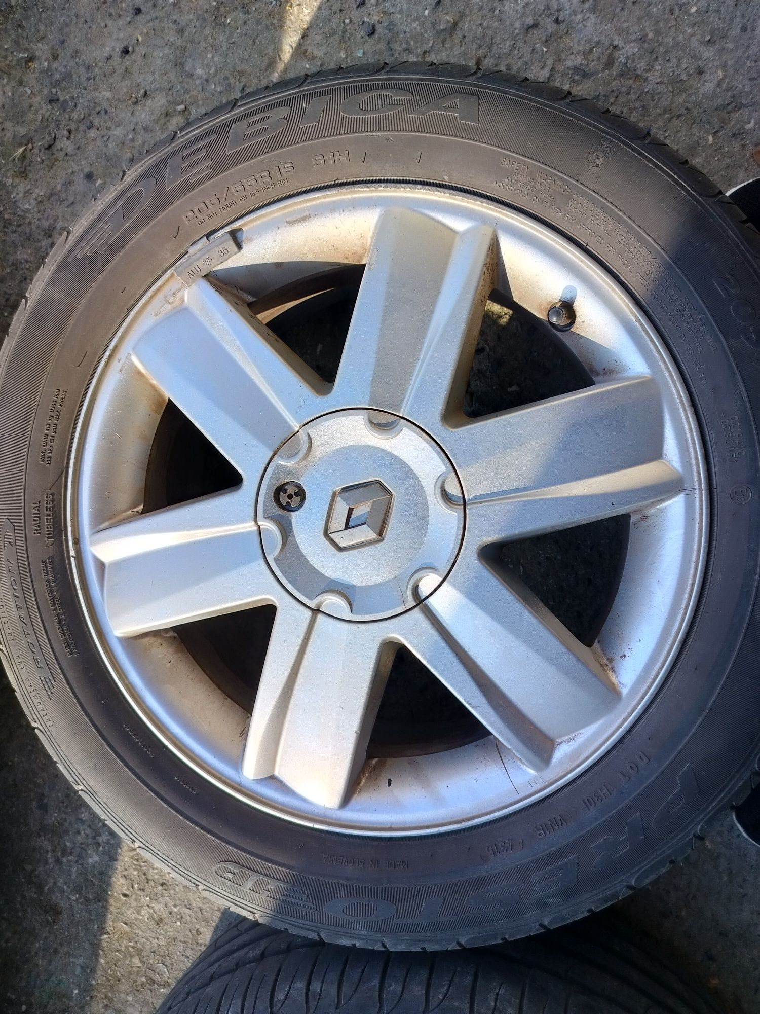 FELGI z oponami letnimi Renault R16 4x100
