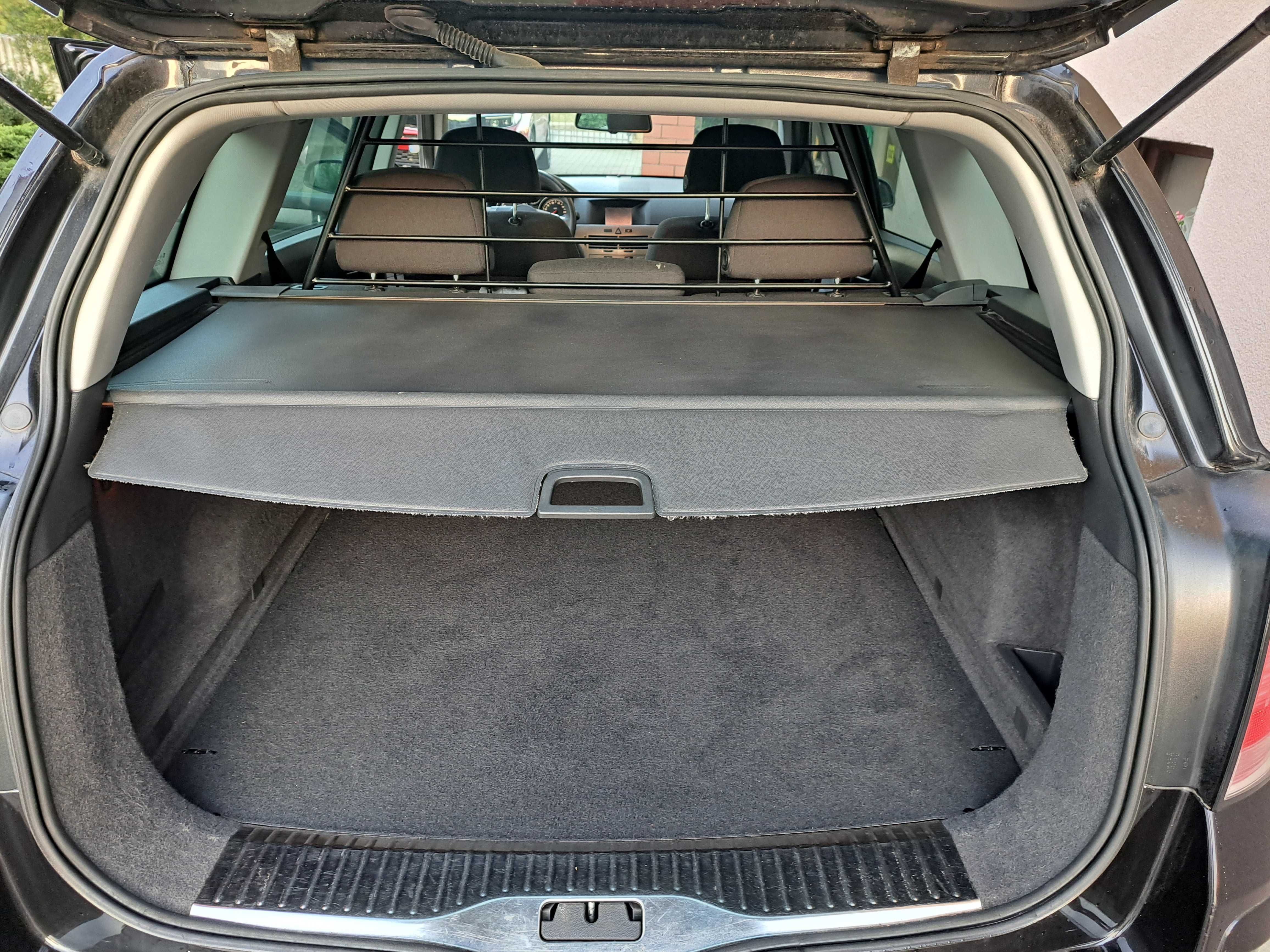 Opel Astra zadbany samochód