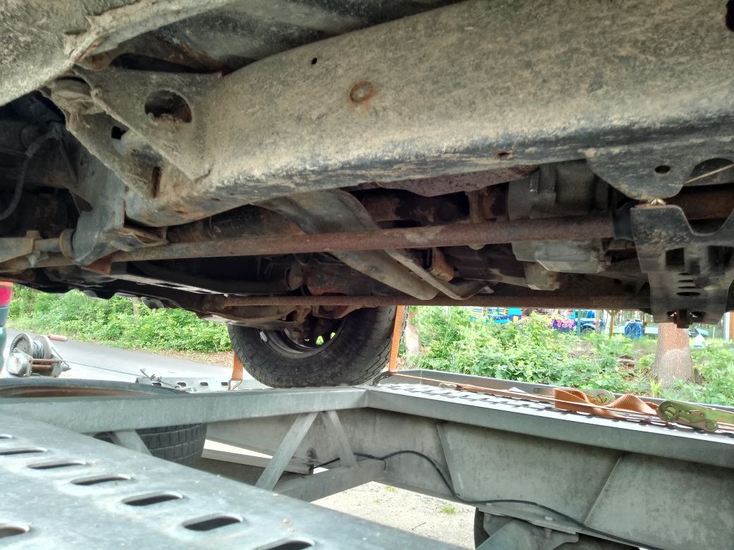 Nissan Terrano 4x4 z Niemiec 2.3 benzyna klima