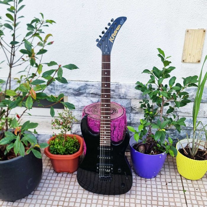 Guitarra Kramer Pacer