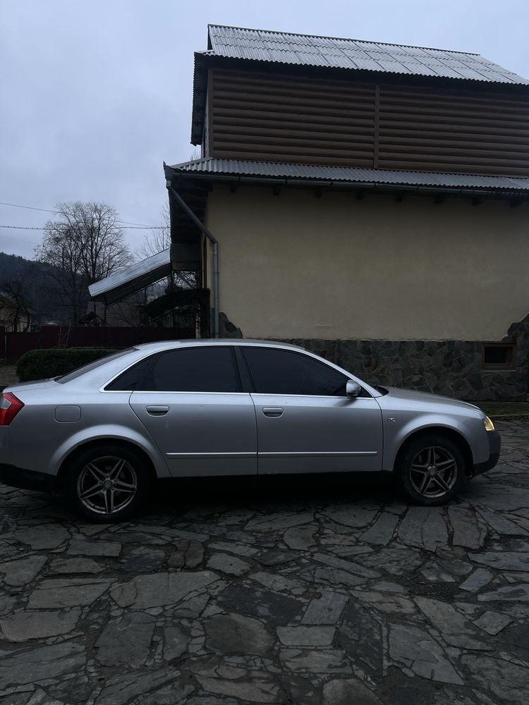 Audi a4b6 1.8i T