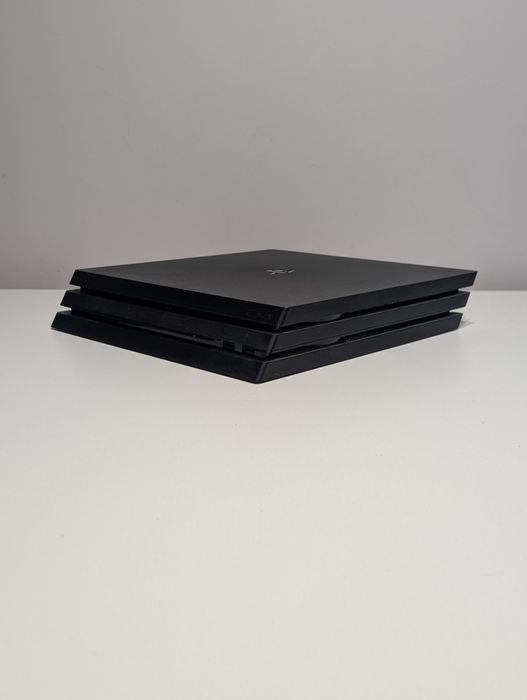 PlayStation 4 Pro 1TB - PS4