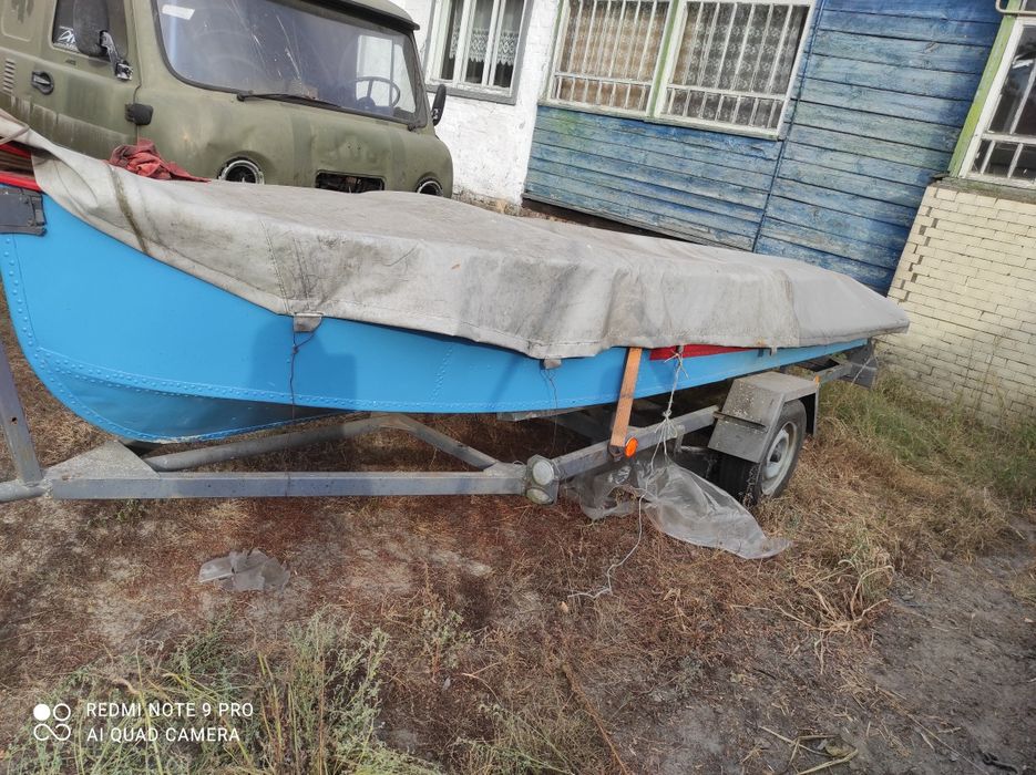Продам лодку южанку