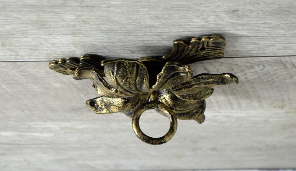 Wieszak Hak Uchwyt sufitowy kuty na doniczkę - Złota Patyna (W12)