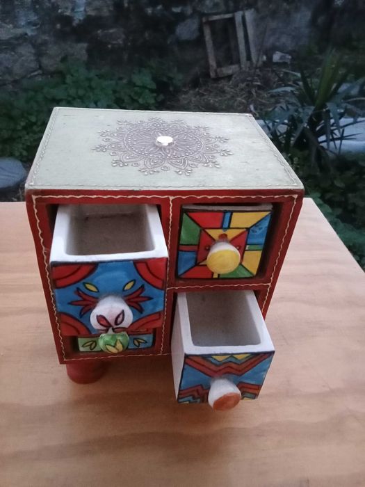 Vendo Caixa de Jóias Artesanal, Étnica, Hippie, Retro, Vintage