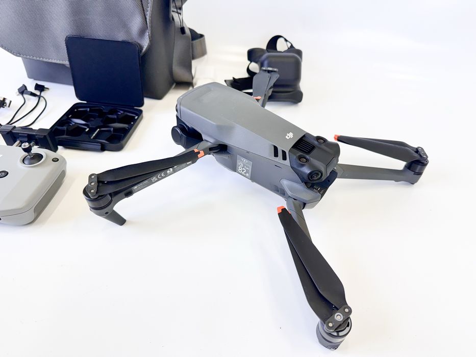 Dron Dji Mavic 3 Pro | Sprawny, Zestaw, Faktura
