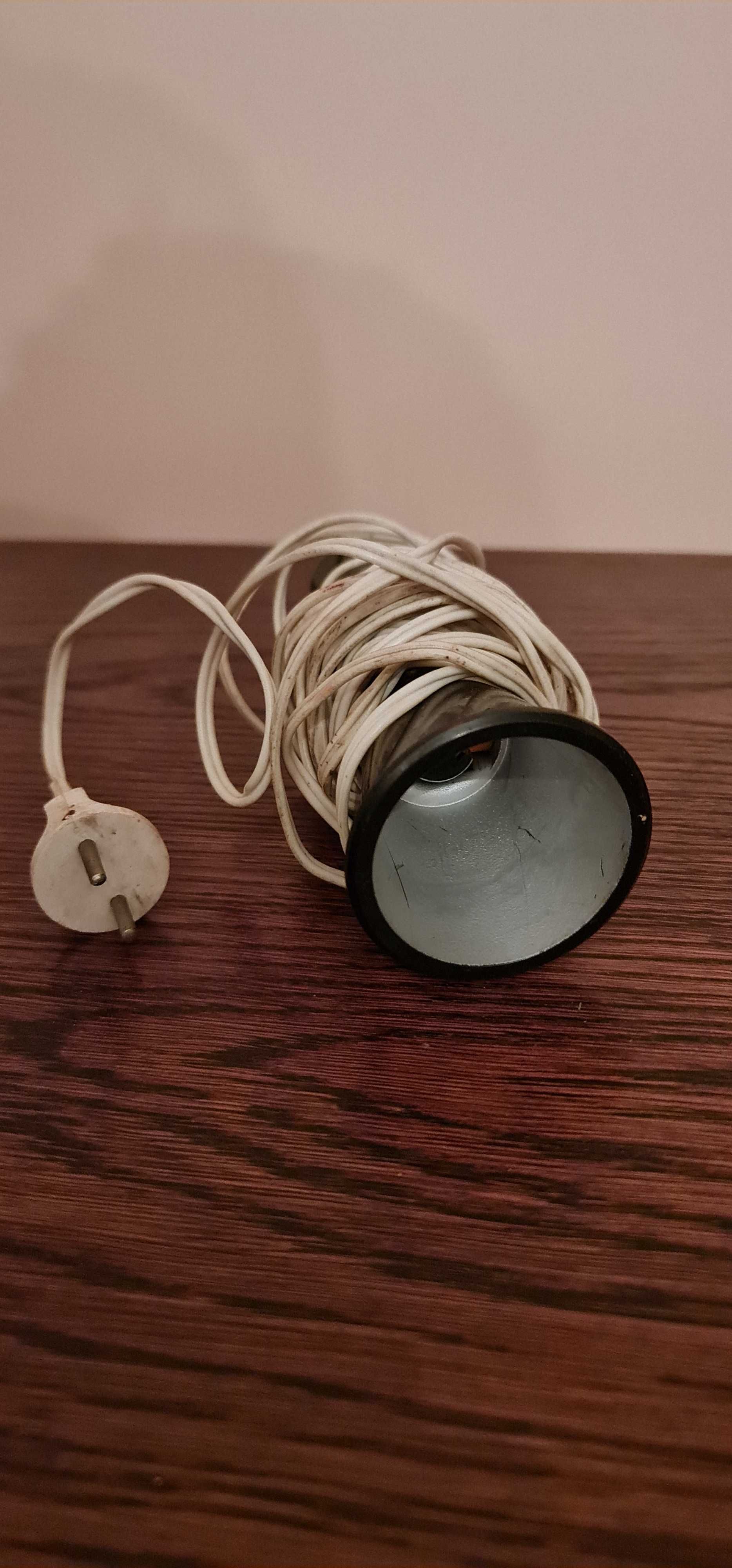 Przenośka lampa oświetlenie