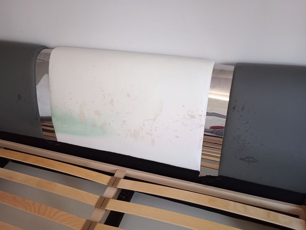 Łóżko tapicerowane eko skóra 180x200 ze stelażem