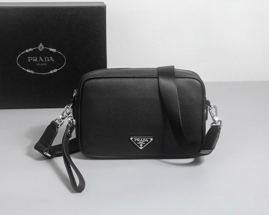 Сумка Prada шкіряна чоловіча чорна Прада барсетка кожа