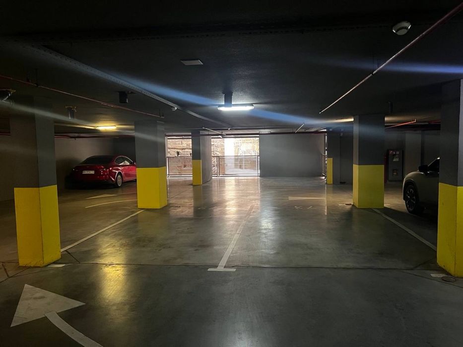 Продам парко места в ЖК Башня Чкалов