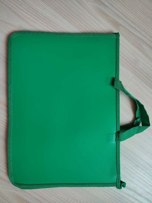 Папка-портфель з ручками на блискавці