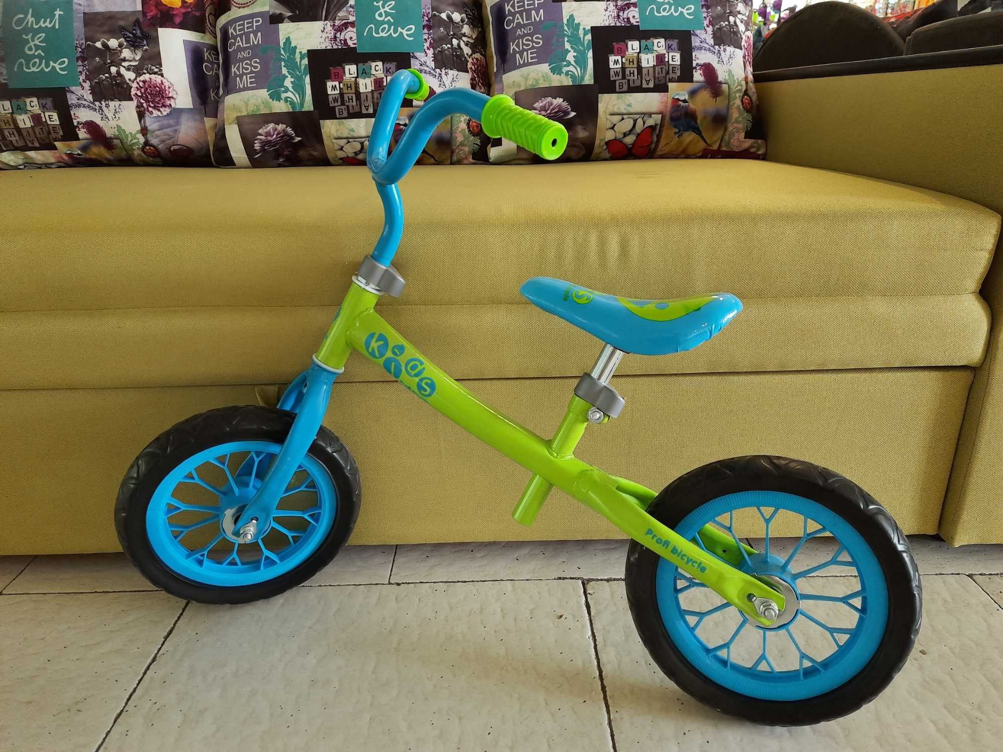 велобег для  мальчика и девочки колеса EVA