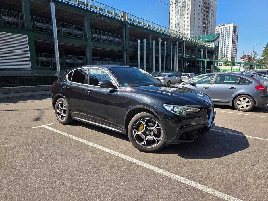 Alfa Romeo Stelvio  2019