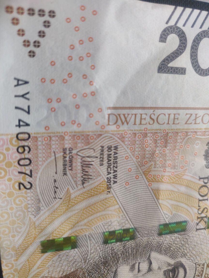 Banknot 200 zł 2015 r.