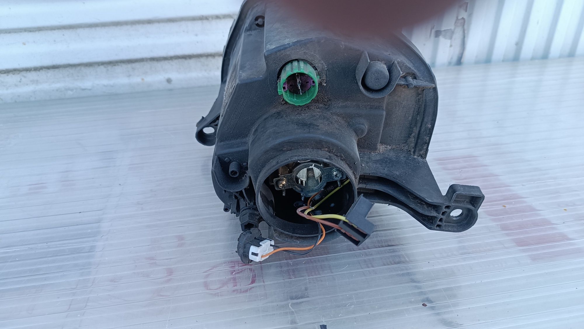 Vendo farol de nevoeiro direito de Fiat 500 ano 2015/20