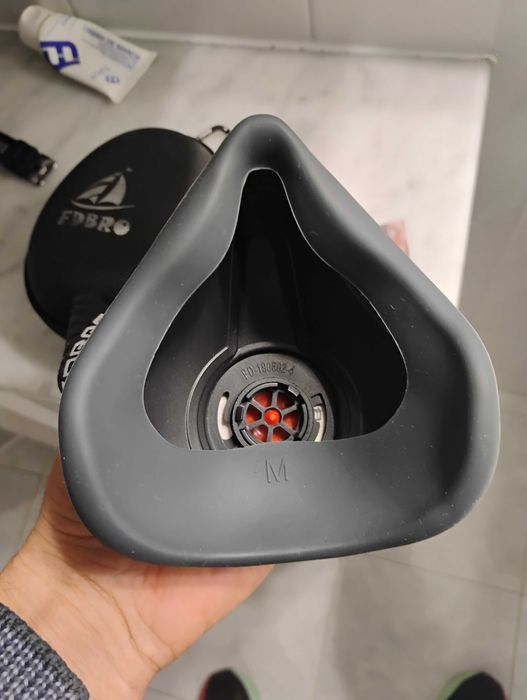 Máscara simuladora de altitude