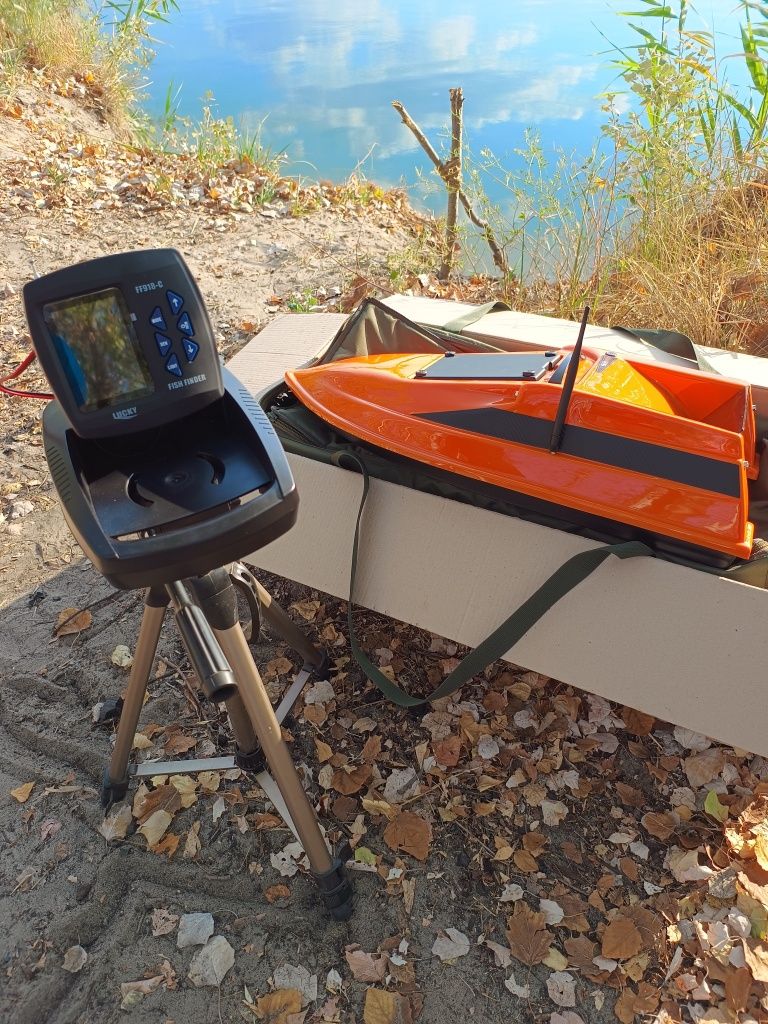 Карповий кораблик GPS, автопілот.