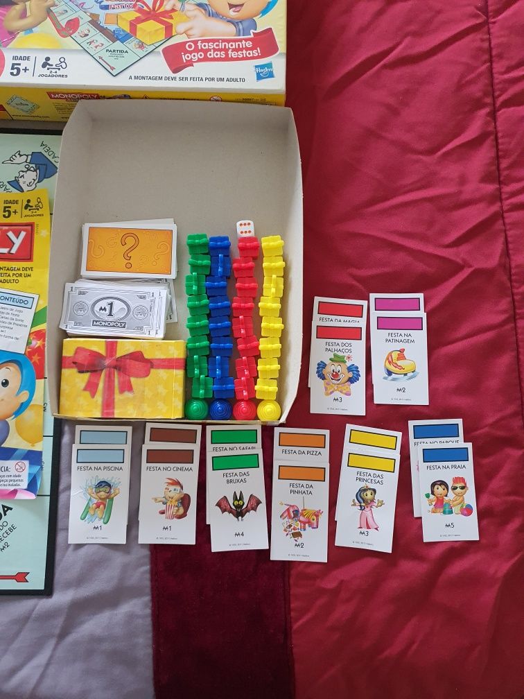 Jogo Monopoly Junior Party em português para crianças a partir dos 5