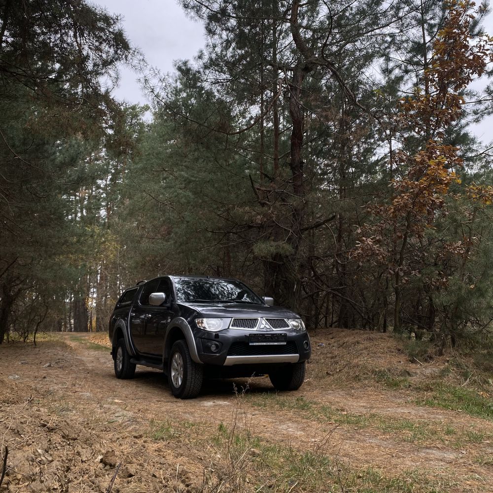 Митсубиши L200..