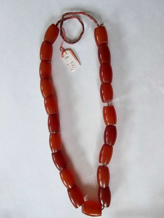 Biżuteria-korale i niedokończone wyroby^