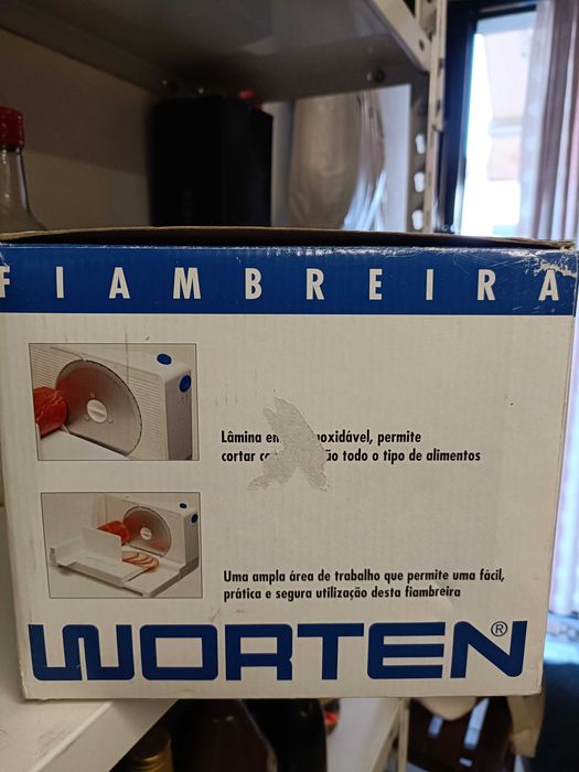 Fiambreira elétrica da Worten