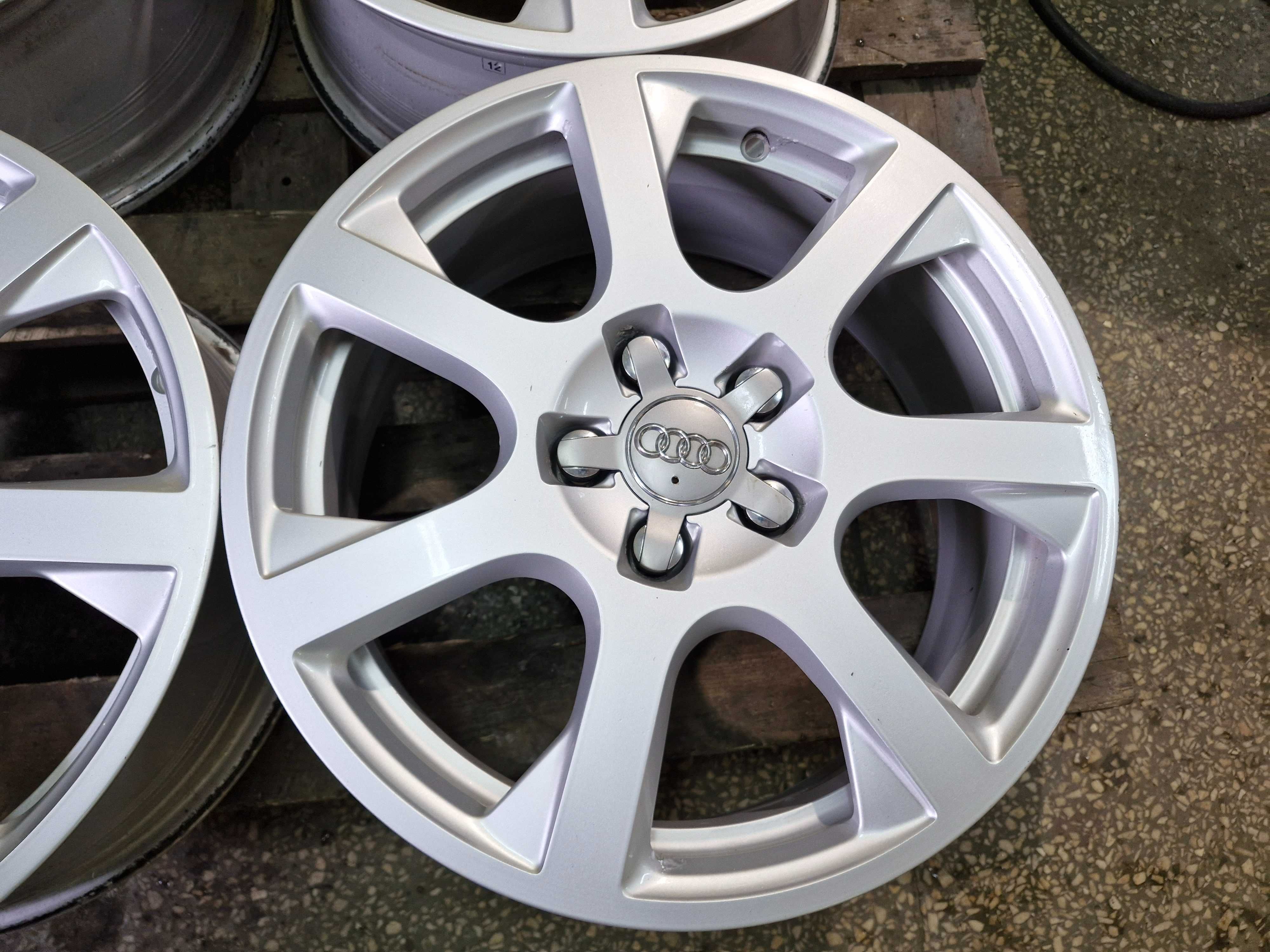 Alufelgi 5x112 17 Audi Q3 Q5 A4 B7 B8 B9 A6 C6 C7 C8 OE 7.0"x17" ET37