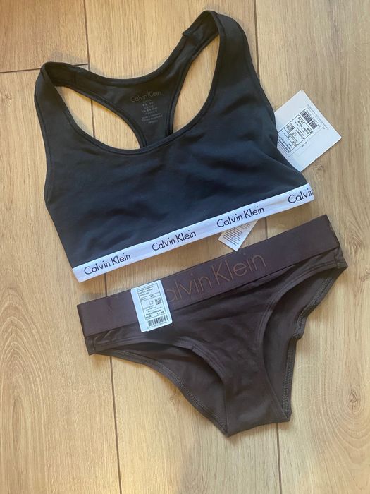 Белье Calvin Clein
