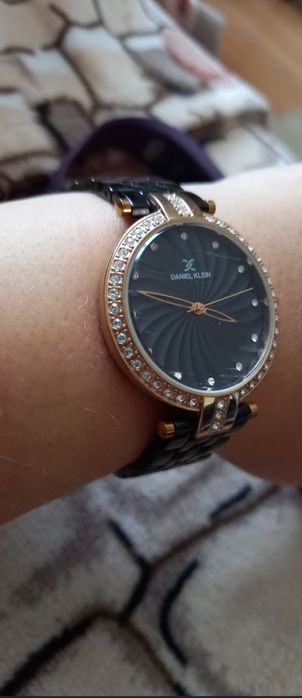 Часы кварцевые Daniel Klein