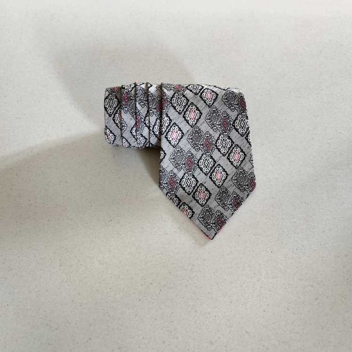 Krawat dla kobiet damski