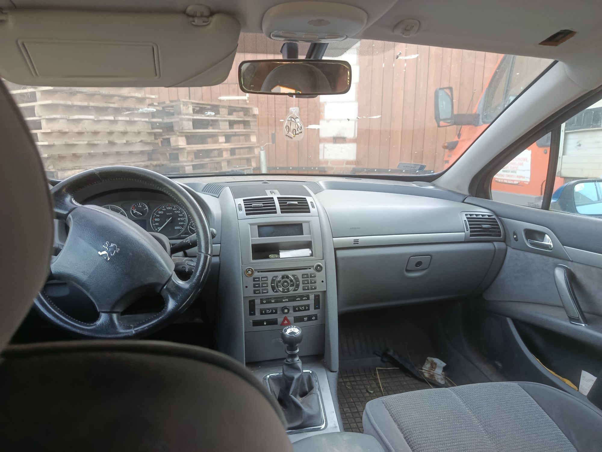 Peugeot 407 sedan
