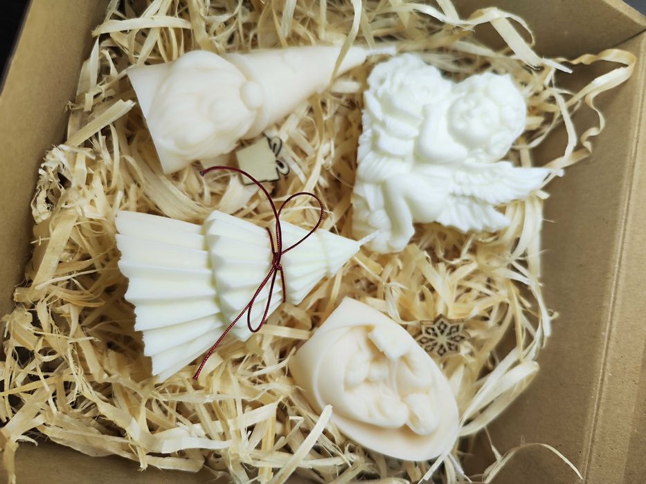 Zestaw świec sojowych świątecznych święta rodzina box upominek Boże