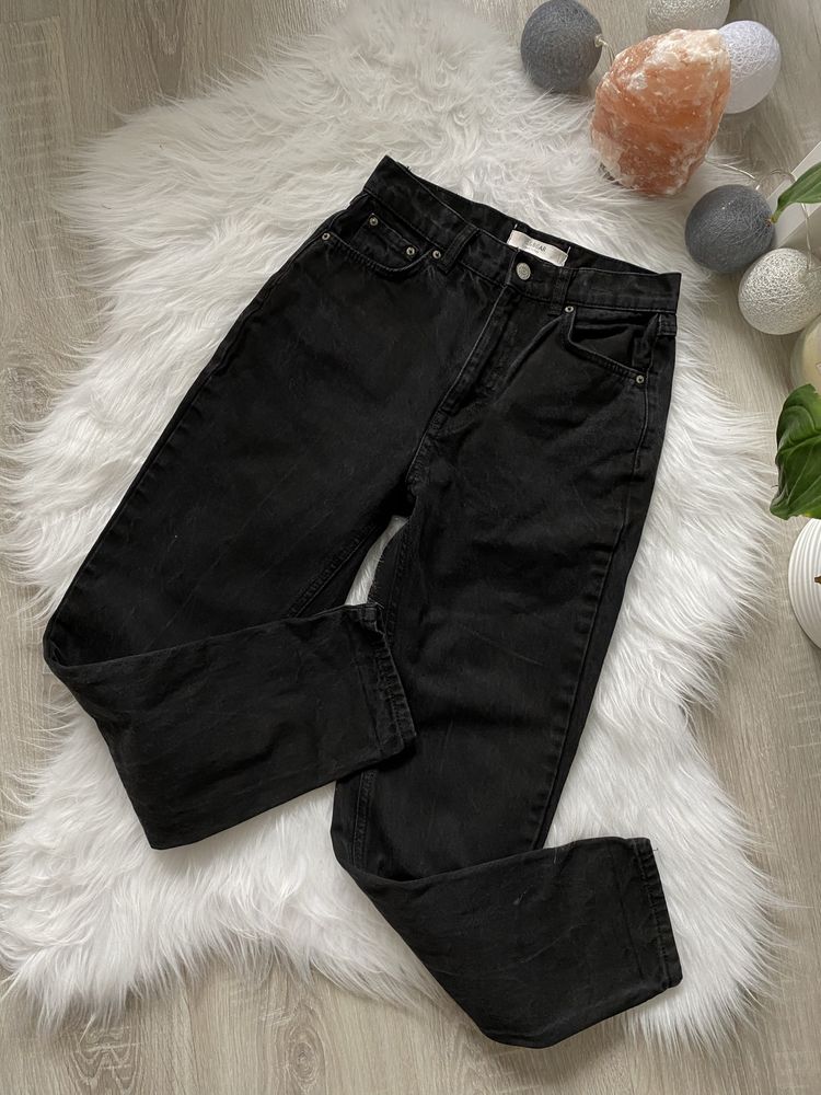 Czarne jeansy spodnie Pull&Bear XS