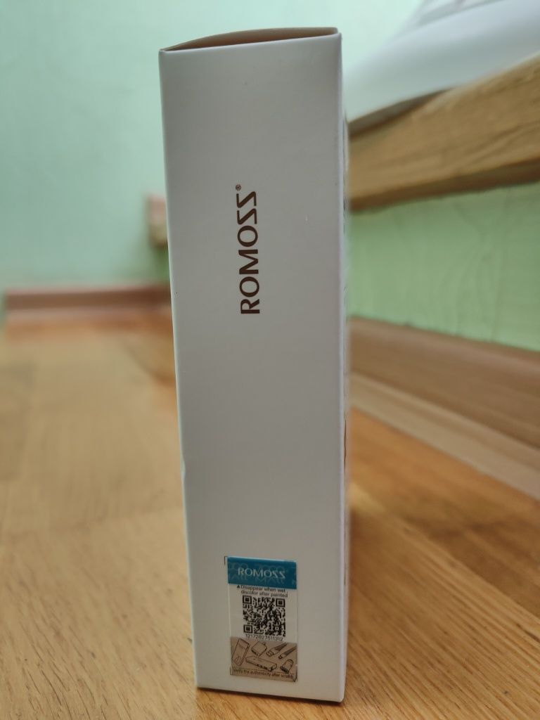 Romoss sense 4SF 10000mAh повер банк новий