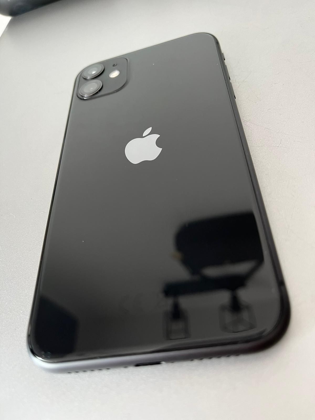 iPhone 11 idealny