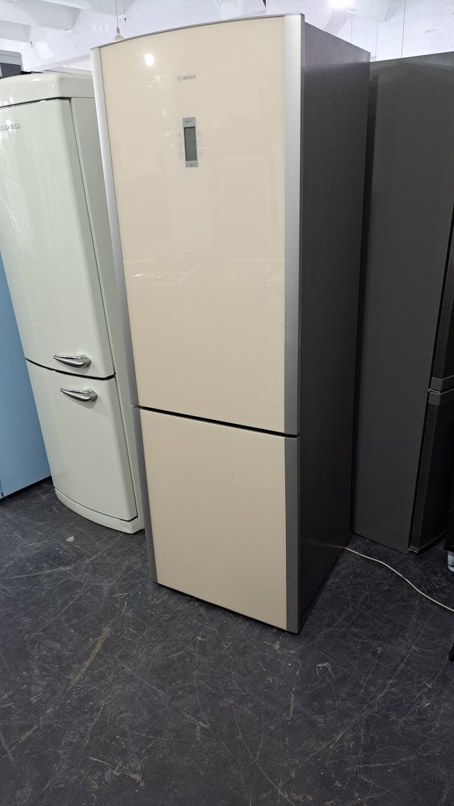 Високий срібний холодильник Whirlpool kgnd543e срібний сучасний достав