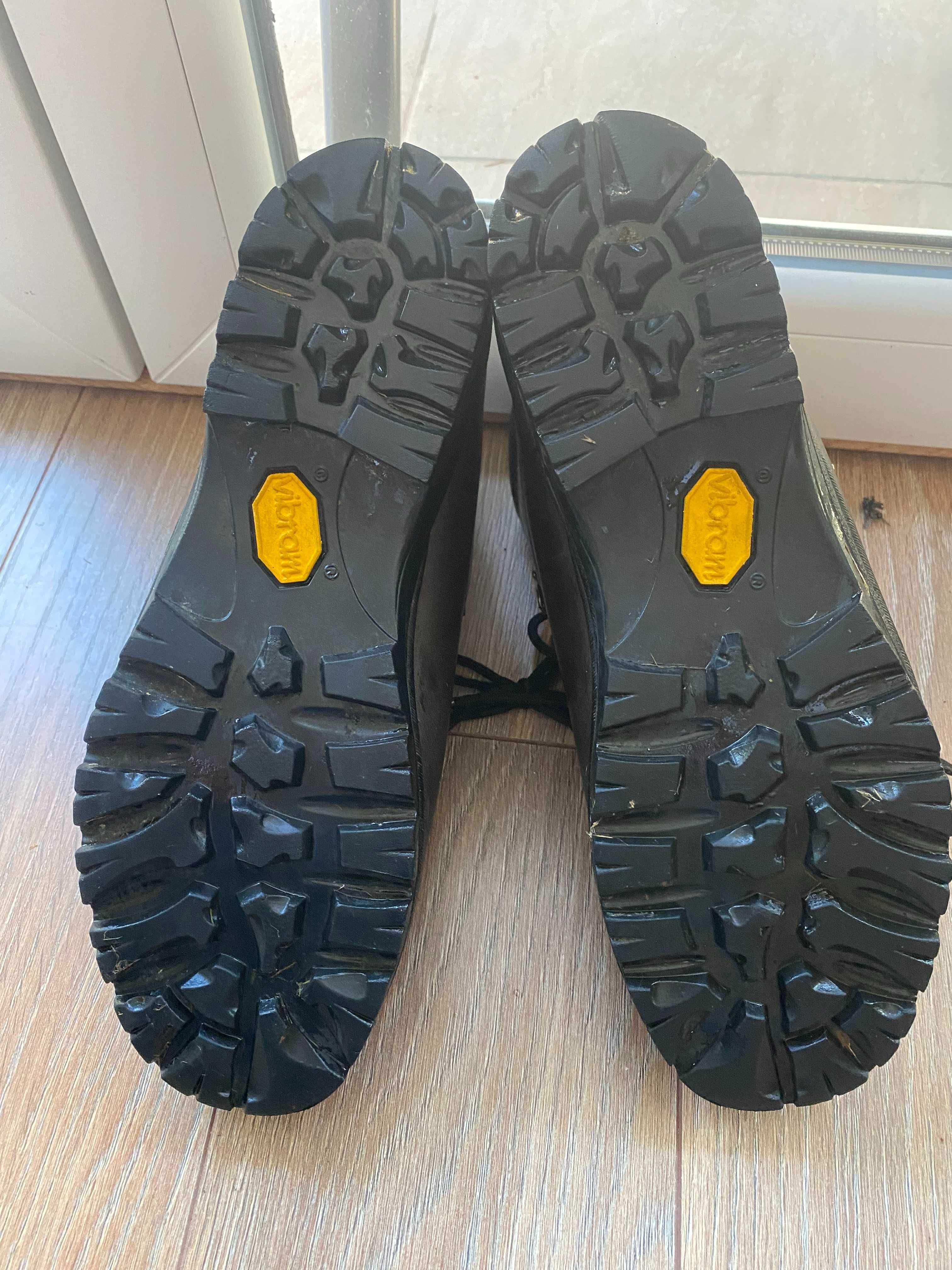 Buty górskie HANZEL rozmiar 44
