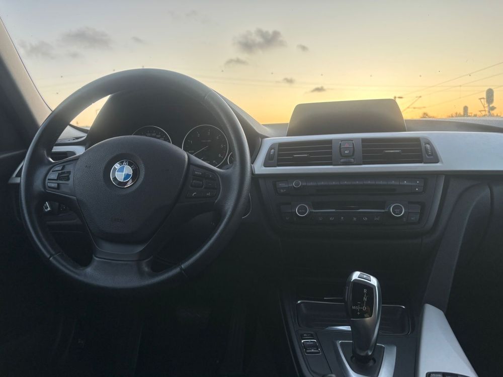 Bmw 318D aceito retoma
