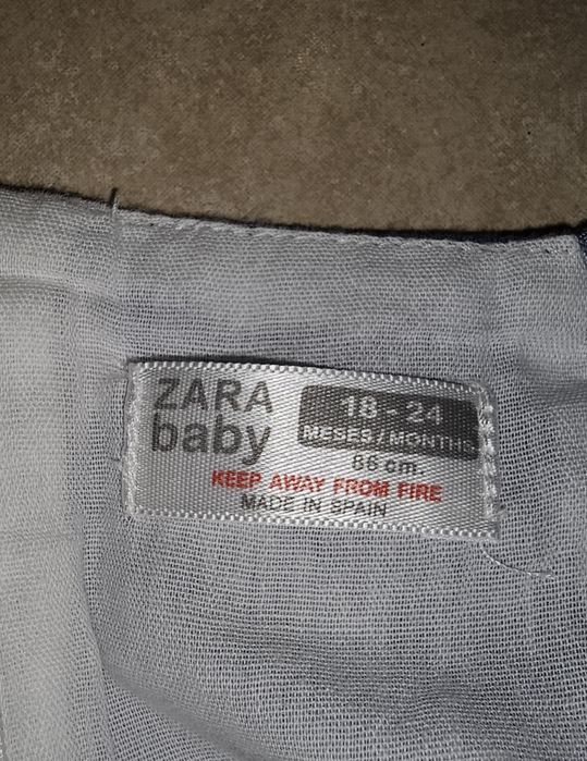 Vestidinho de menina Zara