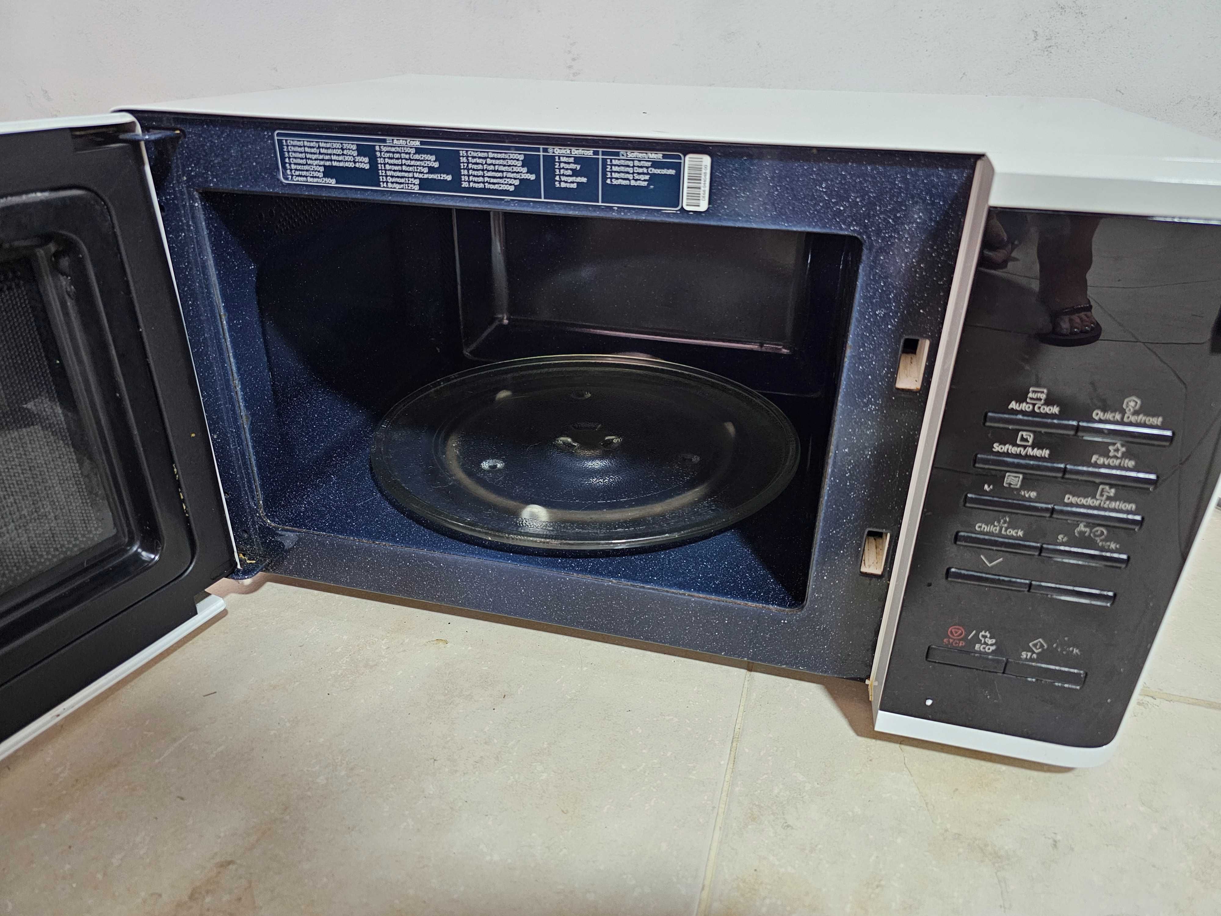 Micro-ondas SAMSUNG