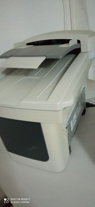 Fotocopiadora  multifunções.