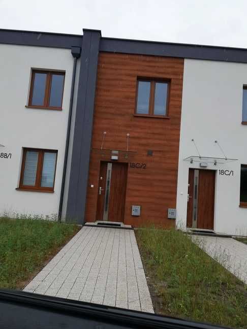 60,65m2, 3 pokoje, osobne wejście, 1 p.