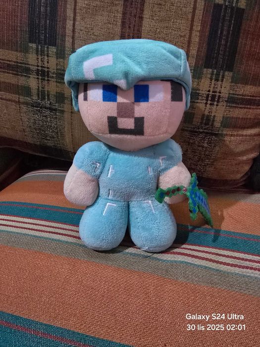Pluszak Steve z Minecraft - 17 cm, przyssawka