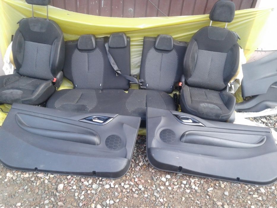 Citroen DS3 Komplet Foteli Boczków do Przeróbki Van Vana Pasy Komplet